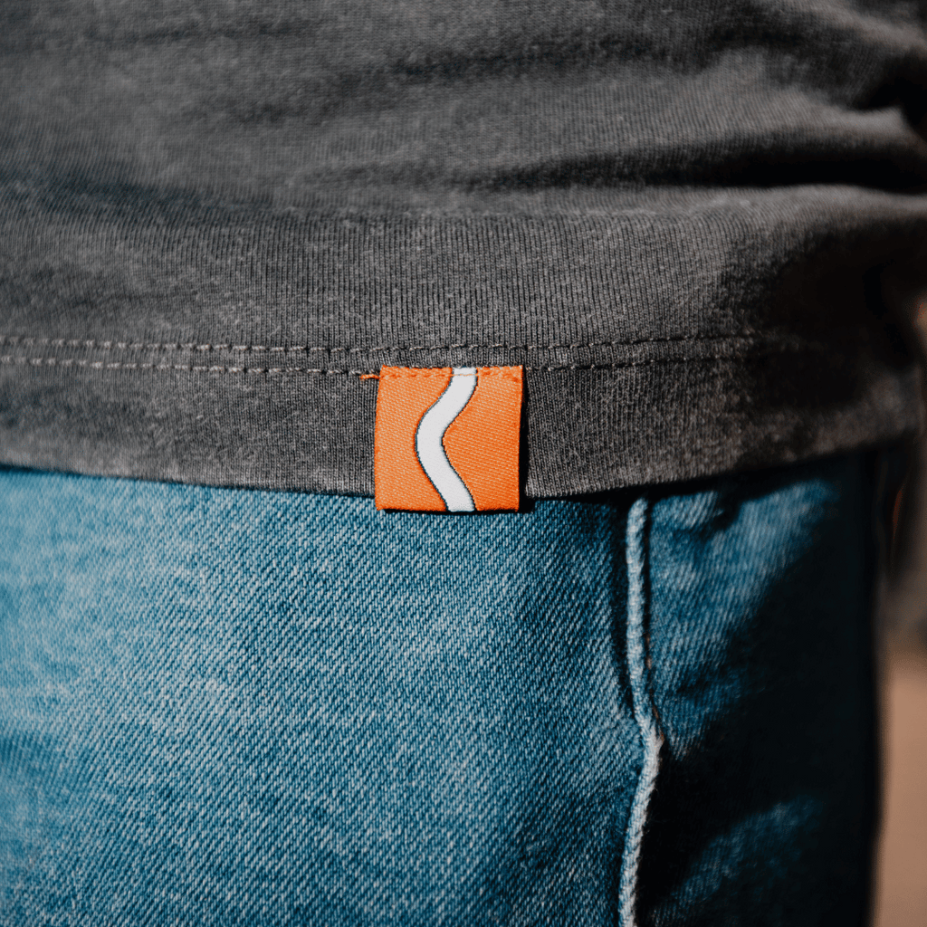 Black Parts & Spares '09' Tee